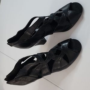 Aerosols Black Strappy Wedge Heels Sandals Size 7.5